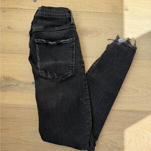 AGOLDE High-Rise Skinny Jeans – Black Raw Hem (Size 27)